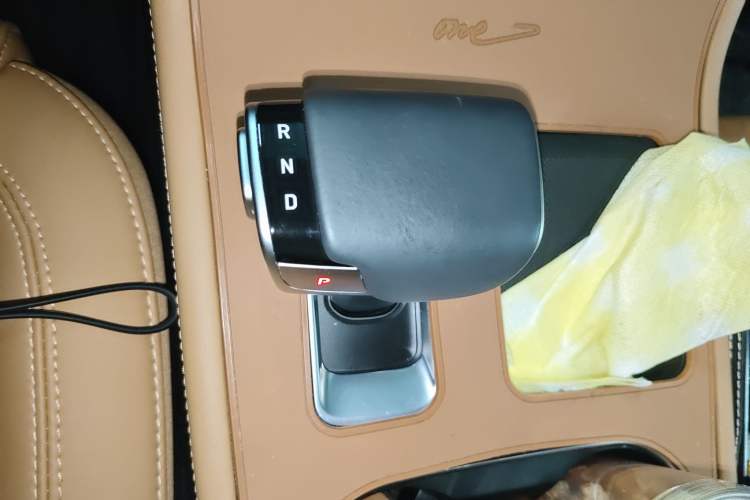 Used Li Auto ONE 2021 Extended-Range 6-Seater Version Gear Lever