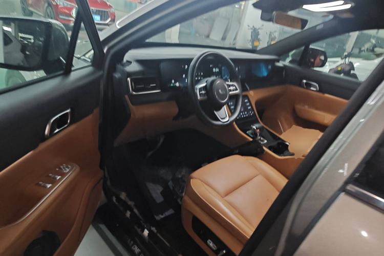 Used Li Auto ONE 2021 Extended-Range 6-Seater Version Interior 3