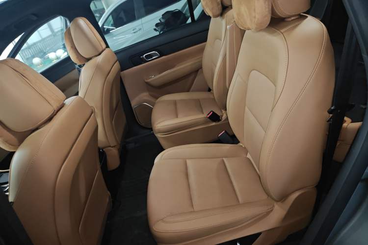 Used Li Auto ONE 2021 Extended-Range 6-Seater Version Interior 4