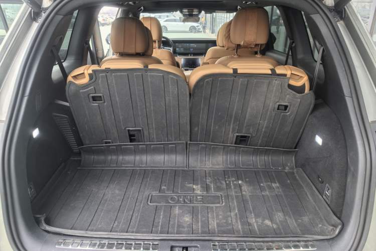 Used Li Auto ONE 2021 Extended-Range 6-Seater Version Interior 5