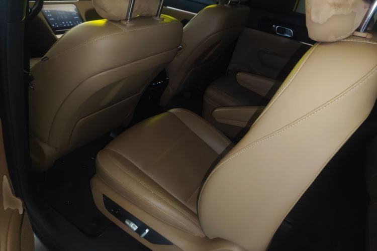 Used Li Auto ONE 2021 Extended-Range 6-Seater Version Left Rear Seat