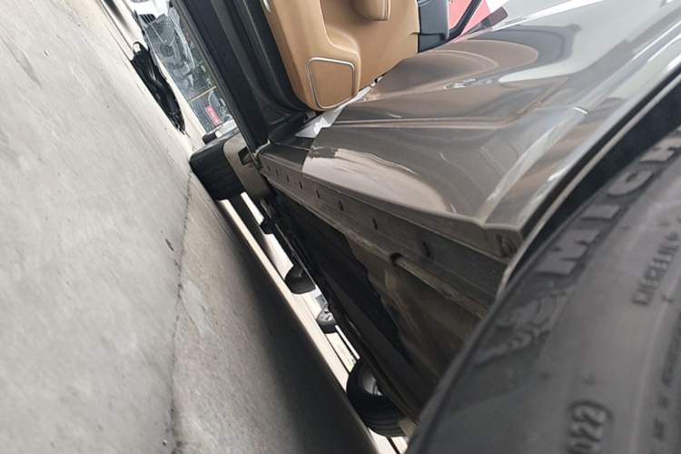 Used Li Auto ONE 2021 Extended-Range 6-Seater Version Left Side Sill