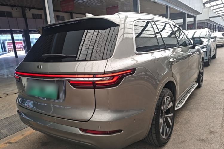Used Li Auto ONE 2021 Extended-Range 6-Seater Version Rear Right 45 Deg