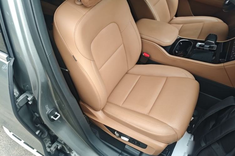 Used Li Auto ONE 2021 Extended-Range 6-Seater Version Right Front Seat