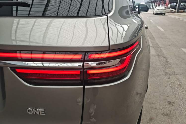 Used Li Auto ONE 2021 Extended-Range 6-Seater Version Right Rear Taillight