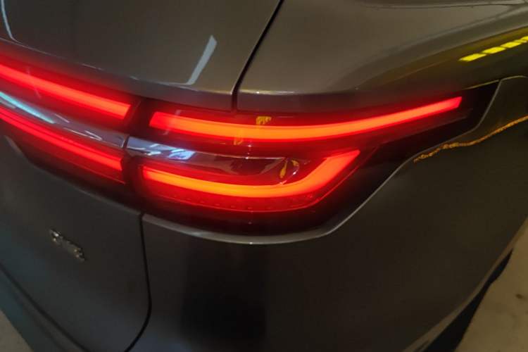 Used Li Auto ONE 2021 Extended-Range 6-Seater Version Right Rear Taillight