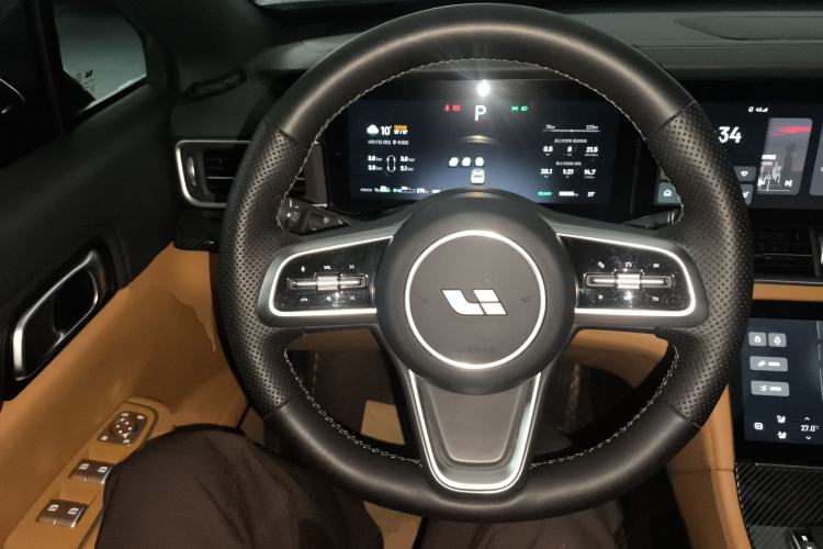 Used Li Auto ONE 2021 Extended-Range 6-Seater Version Steering Wheel