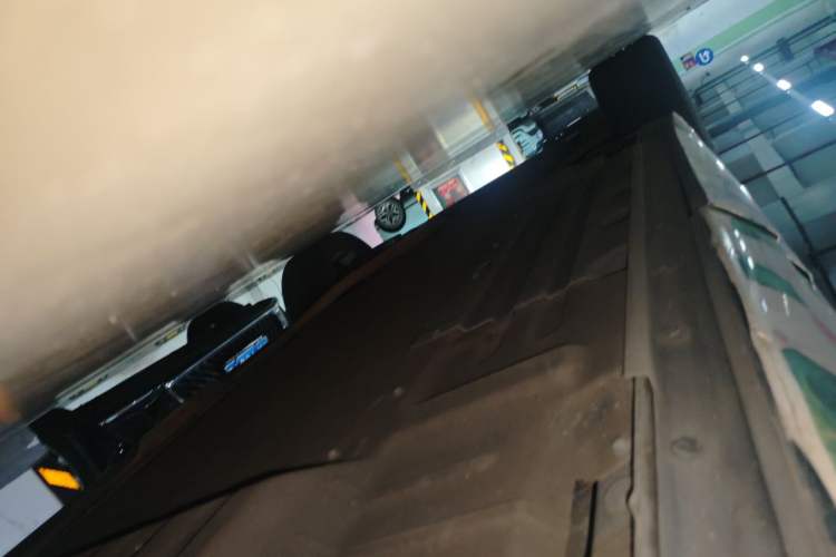 Used Li Auto ONE 2021 Extended-Range 6-Seater Version Chassis Rear Left