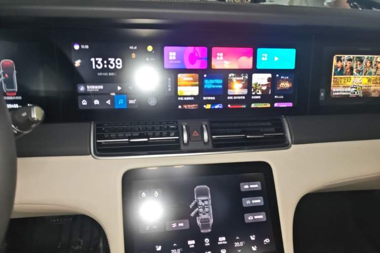 Used Li Auto ONE 2021 Extended-Range 6-Seater Version Audio And AC Panel
