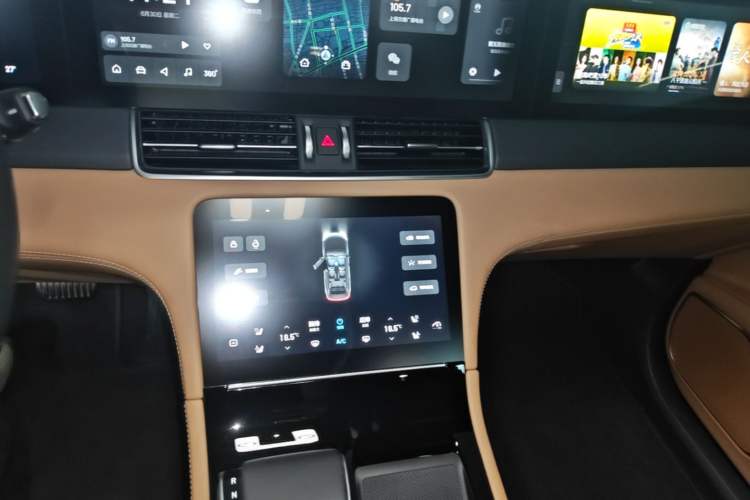 Used Li Auto ONE 2021 Extended-Range 6-Seater Version Audio And AC Panel