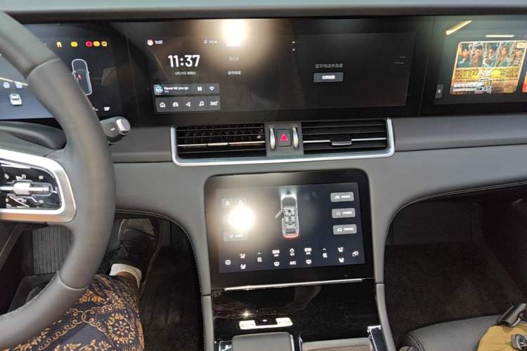 Used Li Auto ONE 2021 Extended-Range 6-Seater Version Audio And AC Panel