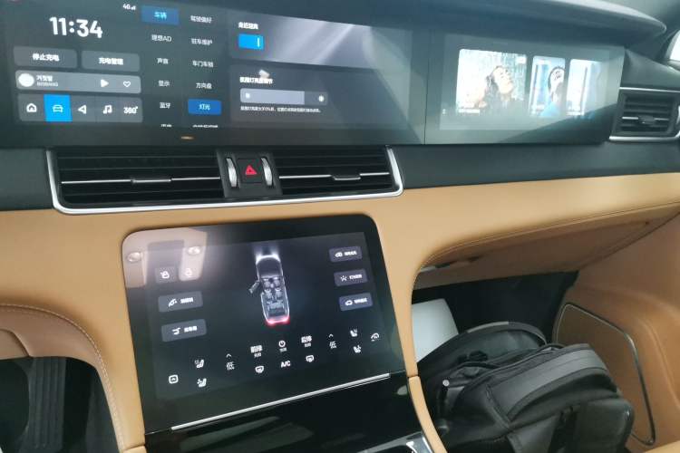 Used Li Auto ONE 2021 Extended-Range 6-Seater Version Audio And AC Panel