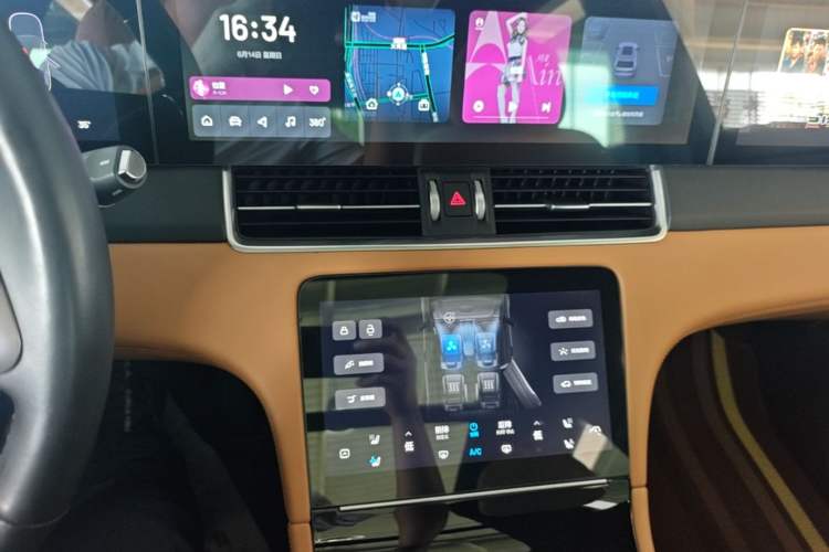 Used Li Auto ONE 2021 Extended-Range 6-Seater Version Audio And AC Panel