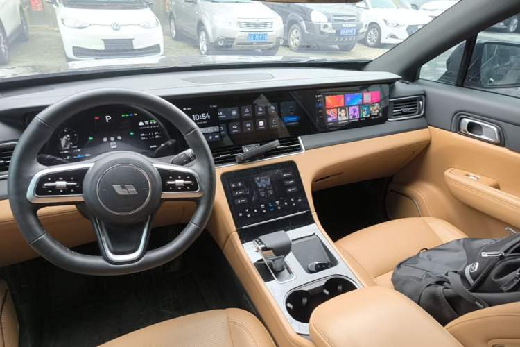 Used Li Auto ONE 2021 Extended-Range 6-Seater Version Audio And AC Panel