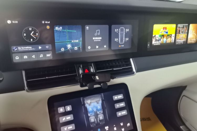 Used Li Auto ONE 2021 Extended-Range 6-Seater Version Audio And AC Panel