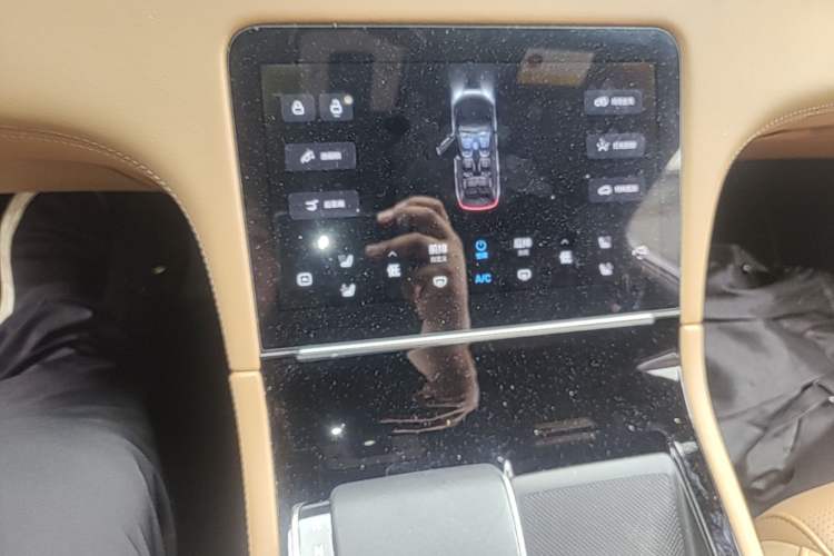 Used Li Auto ONE 2021 Extended-Range 6-Seater Version Audio And AC Panel