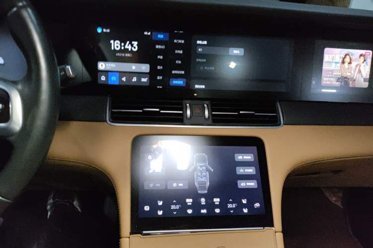 Used Li Auto ONE 2021 Extended-Range 6-Seater Version Audio And AC Panel