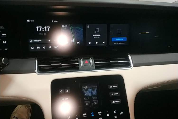 Used Li Auto ONE 2021 Extended-Range 6-Seater Version Audio And AC Panel