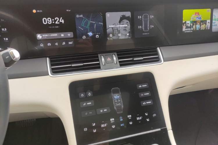 Used Li Auto ONE 2021 Extended-Range 6-Seater Version Audio And AC Panel
