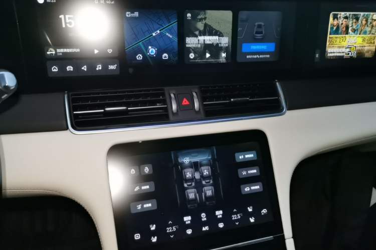 Used Li Auto ONE 2021 Extended-Range 6-Seater Version Audio And AC Panel