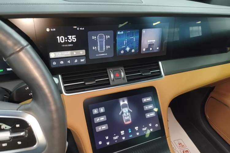 Used Li Auto ONE 2021 Extended-Range 6-Seater Version Audio And AC Panel