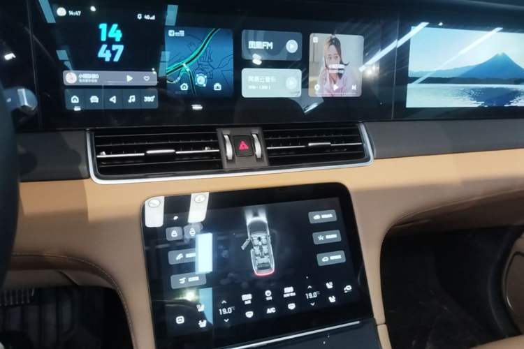 Used Li Auto ONE 2021 Extended-Range 6-Seater Version Audio And AC Panel
