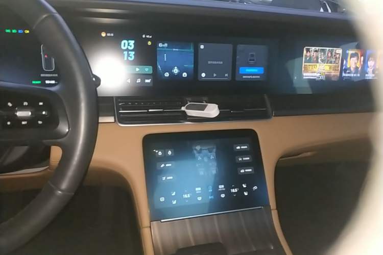 Used Li Auto ONE 2021 Extended-Range 6-Seater Version Audio And AC Panel