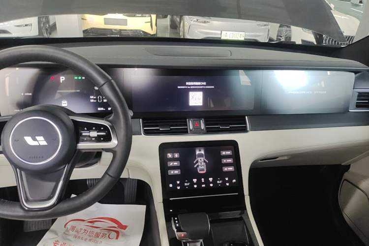 Used Li Auto ONE 2021 Extended-Range 6-Seater Version Audio And AC Panel