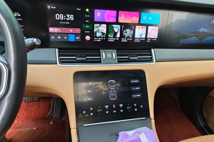 Used Li Auto ONE 2021 Extended-Range 6-Seater Version Audio And AC Panel