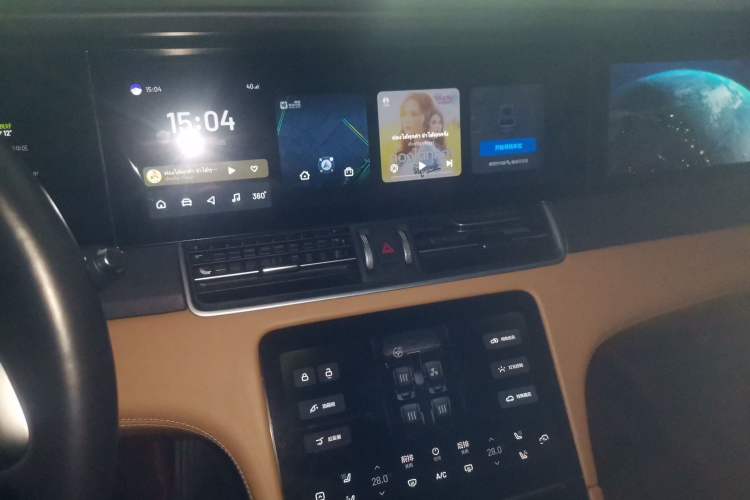 Used Li Auto ONE 2021 Extended-Range 6-Seater Version Audio And AC Panel