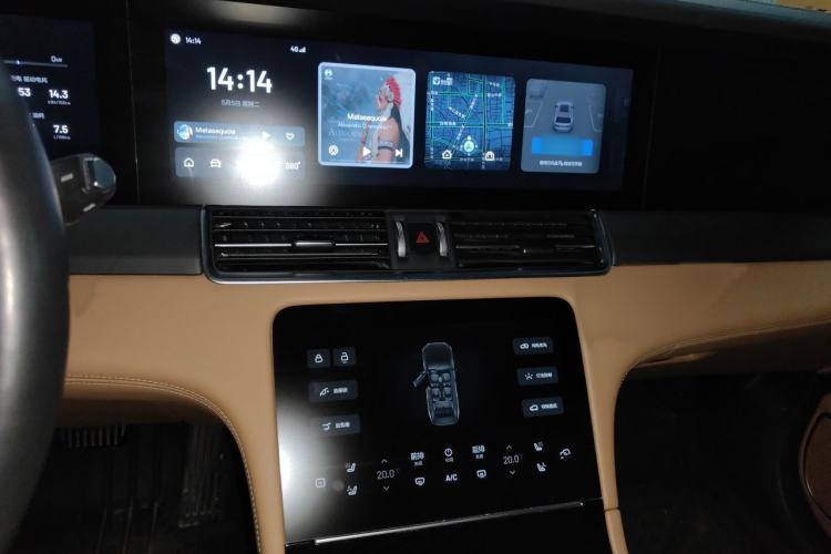 Used Li Auto ONE 2021 Extended-Range 6-Seater Version Audio And AC Panel