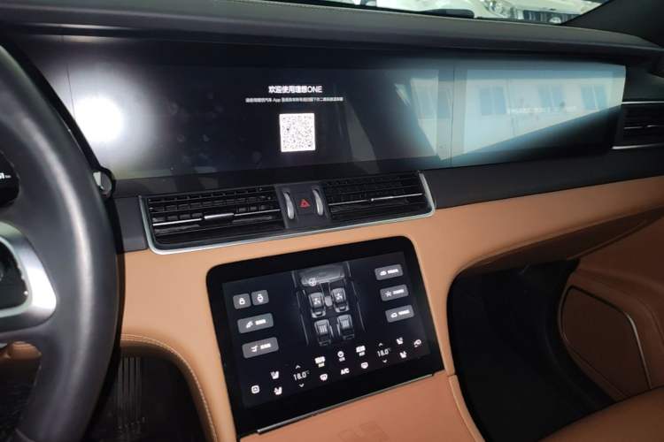 Used Li Auto ONE 2021 Extended-Range 6-Seater Version Audio And AC Panel