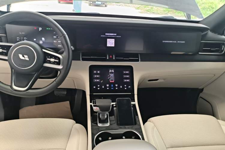 Used Li Auto ONE 2021 Extended-Range 6-Seater Version Audio And AC Panel