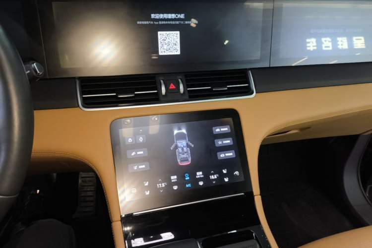 Used Li Auto ONE 2021 Extended-Range 6-Seater Version Audio And AC Panel