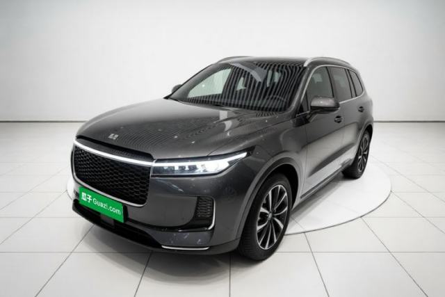 Ojetý Li Auto ONE 2021 Extended-Range 6-Seater Version
