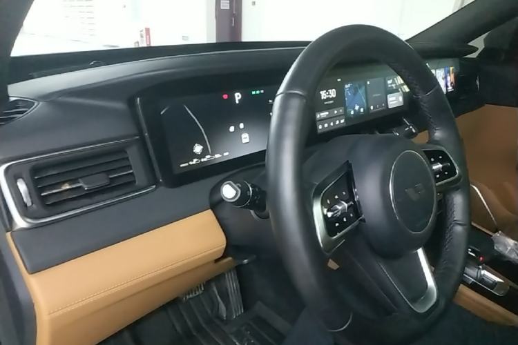 Used Li Auto ONE 2021 Extended-Range 6-Seater Version Center Console