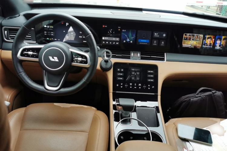 Used Li Auto ONE 2021 Extended-Range 6-Seater Version Center Console