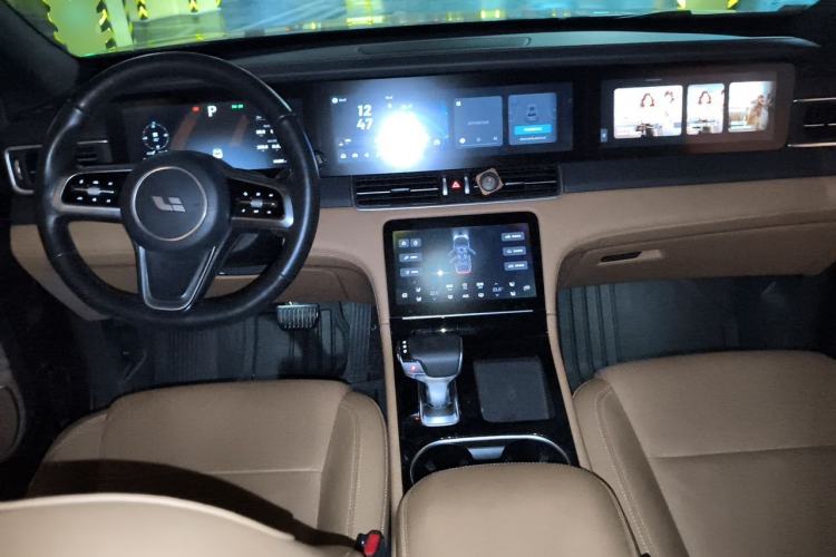 Used Li Auto ONE 2021 Extended-Range 6-Seater Version Center Console