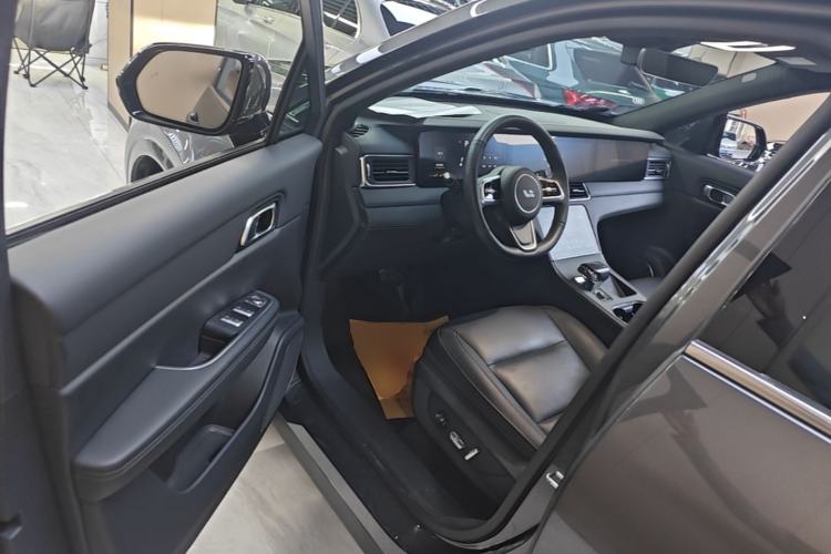 Used Li Auto ONE 2021 Extended-Range 6-Seater Version Driver Seat