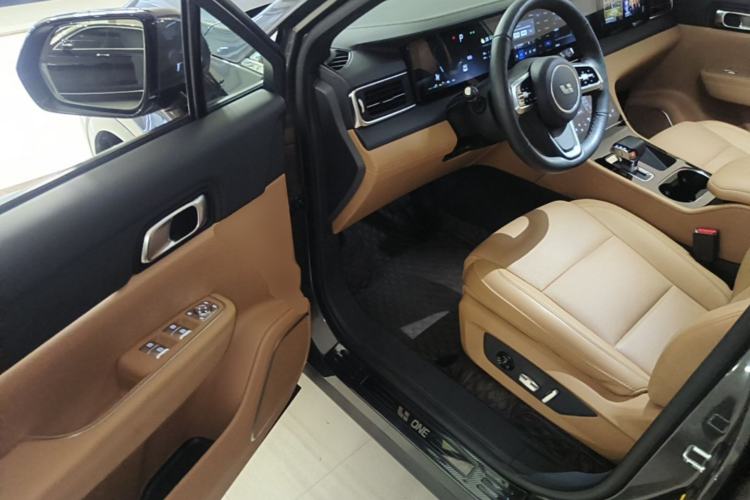 Used Li Auto ONE 2021 Extended-Range 6-Seater Version Driver Seat