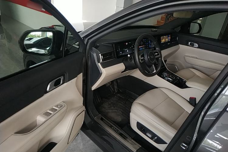 Used Li Auto ONE 2021 Extended-Range 6-Seater Version Driver Seat