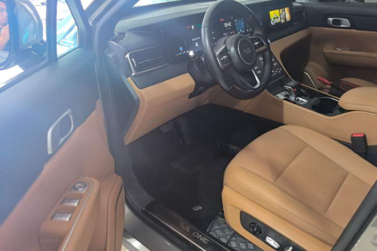 Used Li Auto ONE 2021 Extended-Range 6-Seater Version Driver Seat