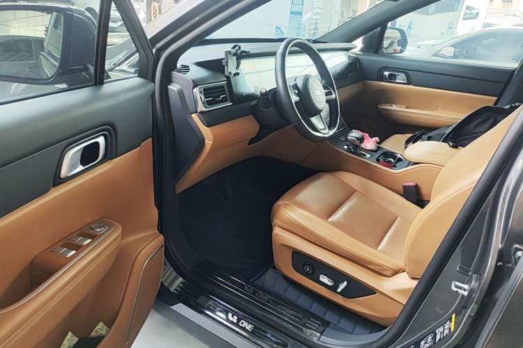Used Li Auto ONE 2021 Extended-Range 6-Seater Version Driver Seat