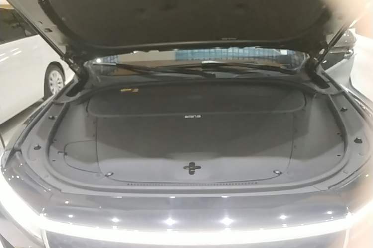 Used Li Auto ONE 2021 Extended-Range 6-Seater Version Engine Bay