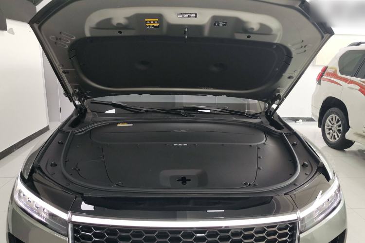 Used Li Auto ONE 2021 Extended-Range 6-Seater Version Engine Bay