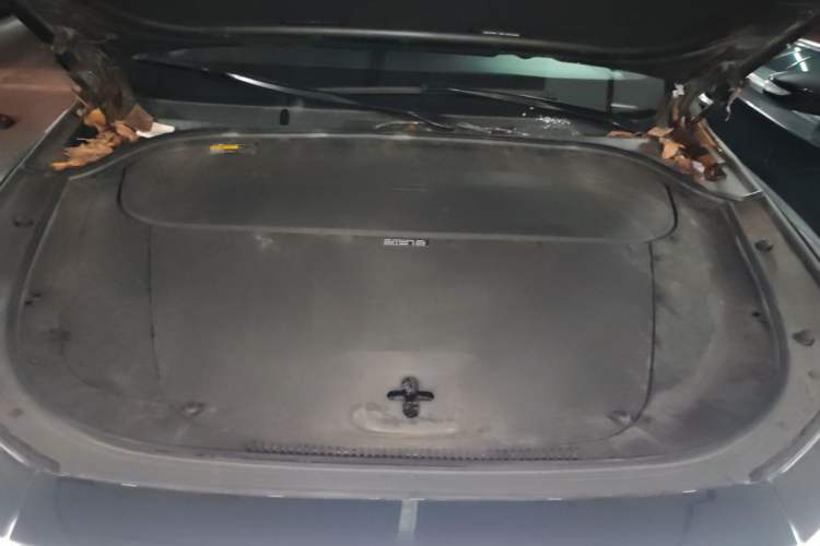 Used Li Auto ONE 2021 Extended-Range 6-Seater Version Engine Bay