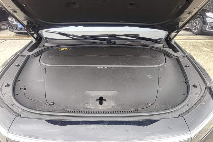 Used Li Auto ONE 2021 Extended-Range 6-Seater Version Engine Bay