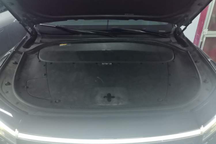 Used Li Auto ONE 2021 Extended-Range 6-Seater Version Engine Bay