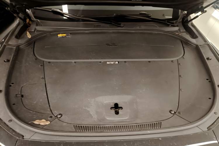Used Li Auto ONE 2021 Extended-Range 6-Seater Version Engine Bay