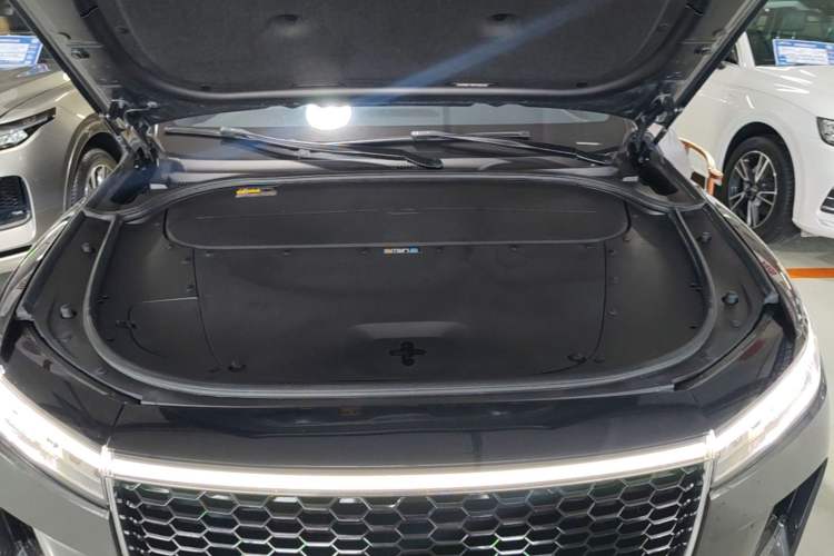 Used Li Auto ONE 2021 Extended-Range 6-Seater Version Engine Bay